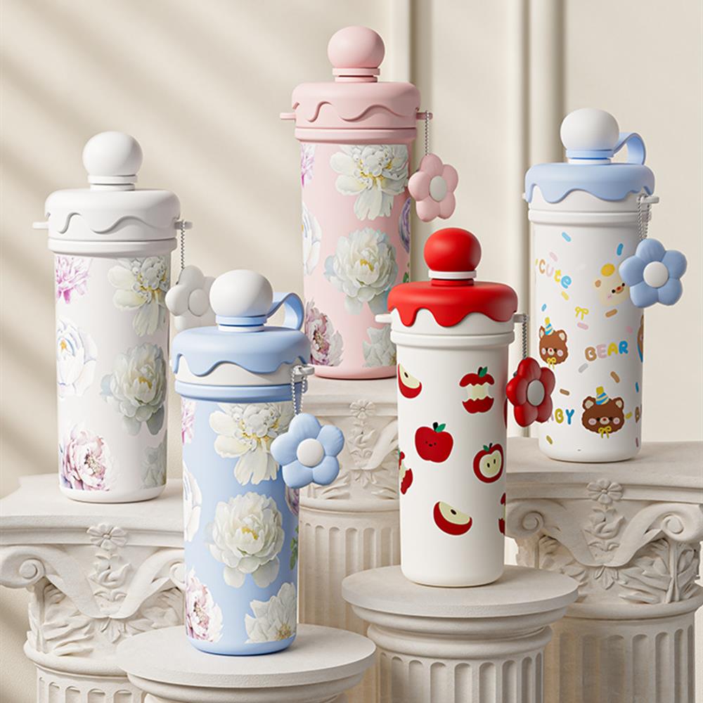 Floral Vacuum Straw Bottle with Tea Infuser – 680 ml