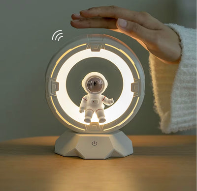 Astronaut night light
